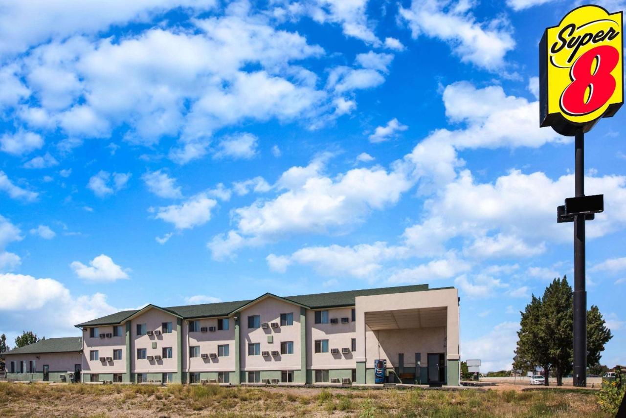 Super 8 By Wyndham Pueblo Hotel Buitenkant foto